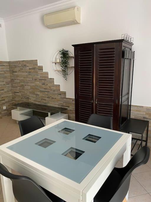 Villa Serenice - F2 Au Calme, Climatise, Wifi Et Parking Gratuit ภายนอก รูปภาพ