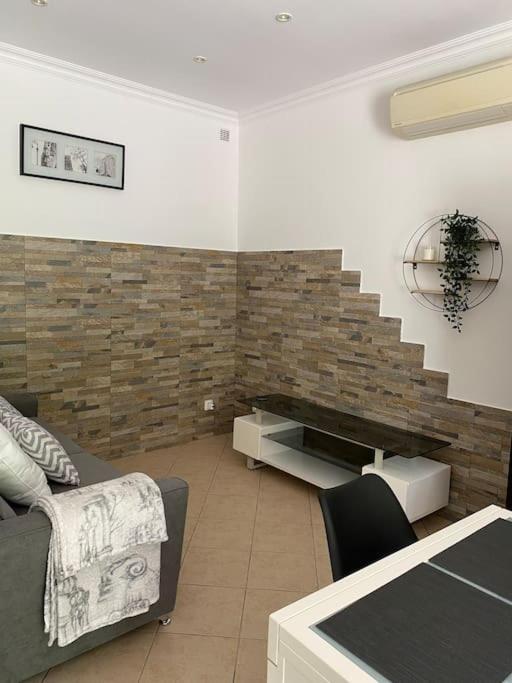 Villa Serenice - F2 Au Calme, Climatise, Wifi Et Parking Gratuit ภายนอก รูปภาพ